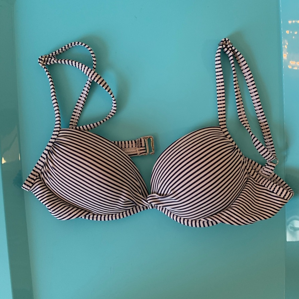 Padded bikini top